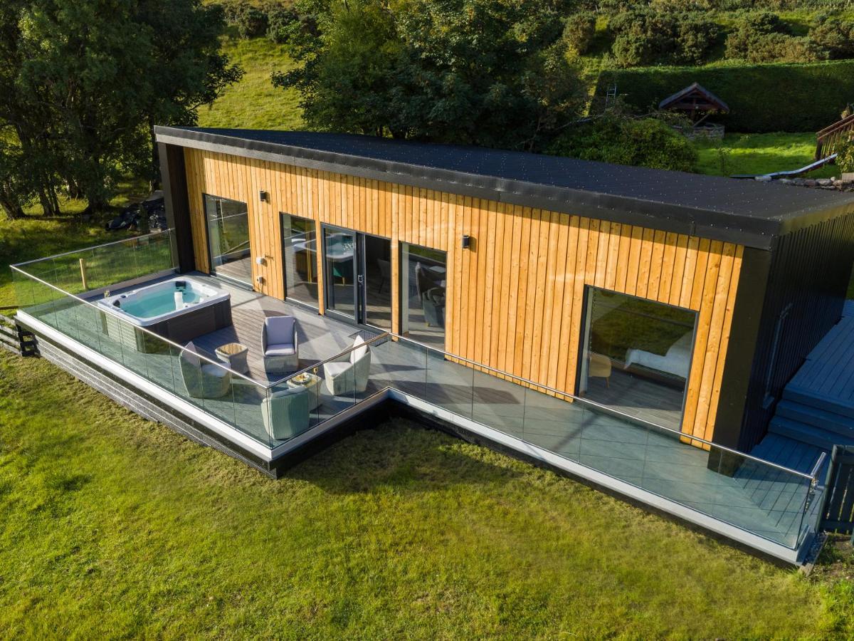 Birches Lodge With Hot Tub Dundonnell Exteriör bild