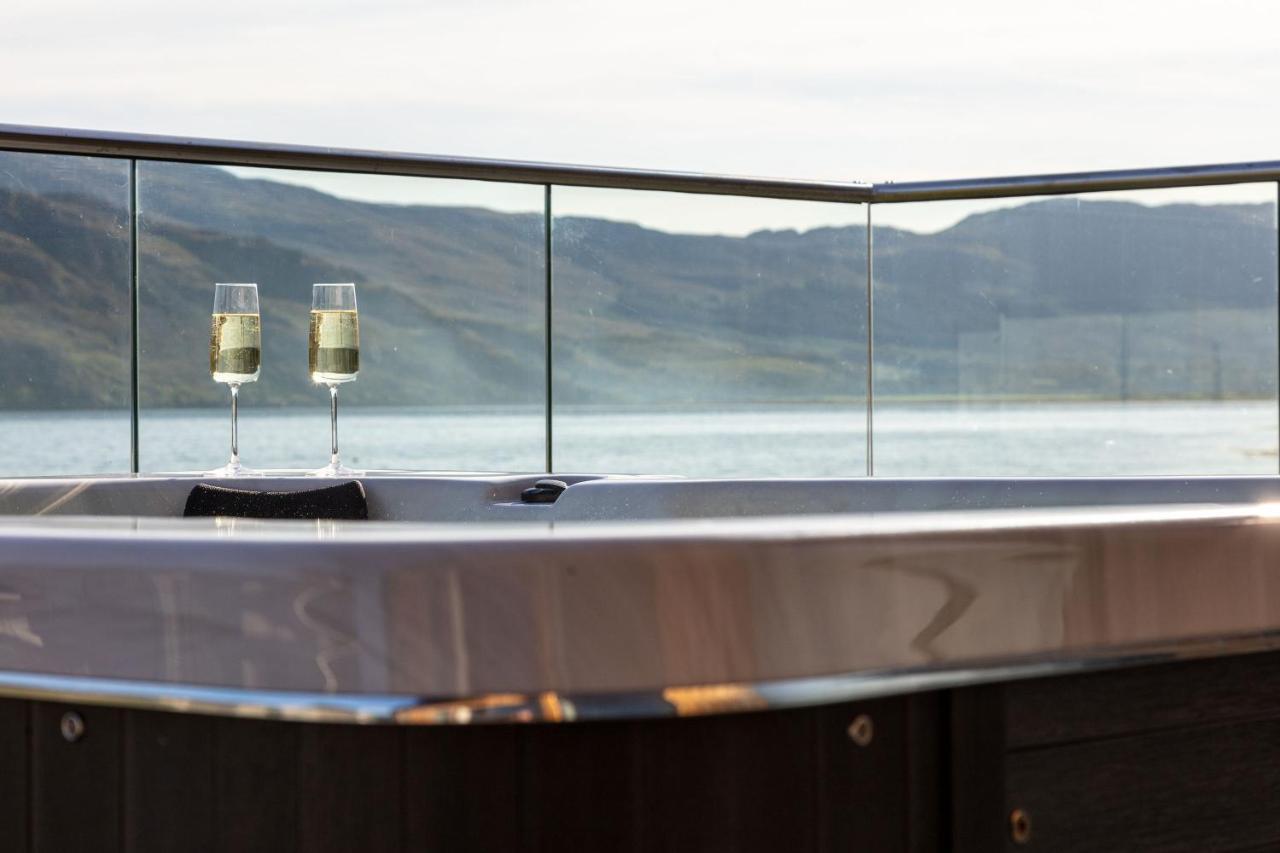 Birches Lodge With Hot Tub Dundonnell Exteriör bild