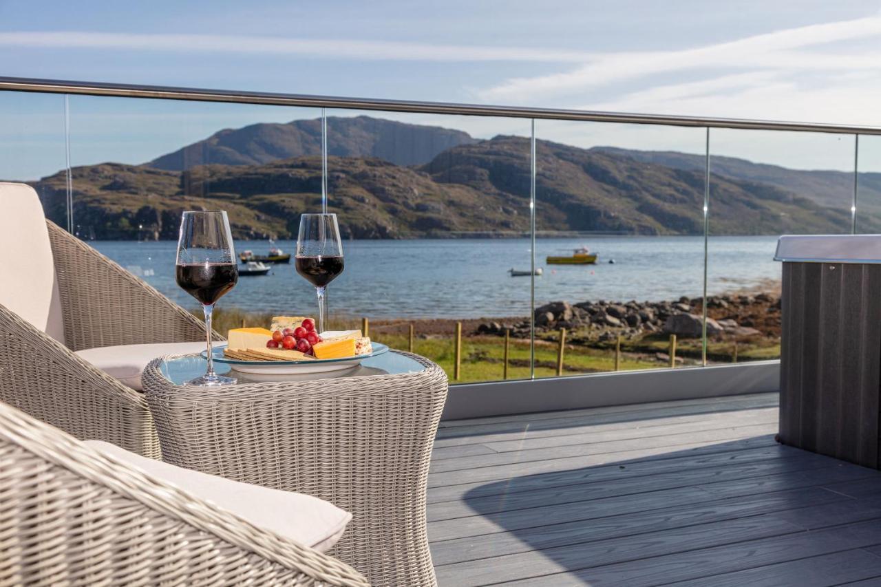 Birches Lodge With Hot Tub Dundonnell Exteriör bild